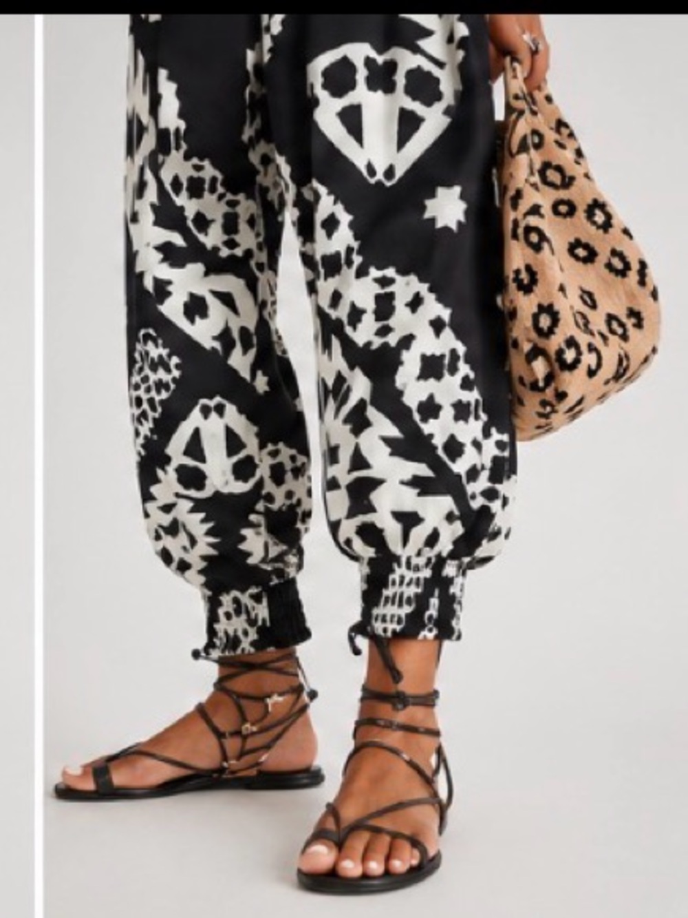 Anthropologie Aniya Balloon Joggers - Picture 3 of 6